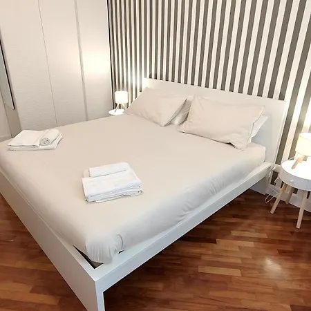 La Casa Di Elda - 2 - Metro B *