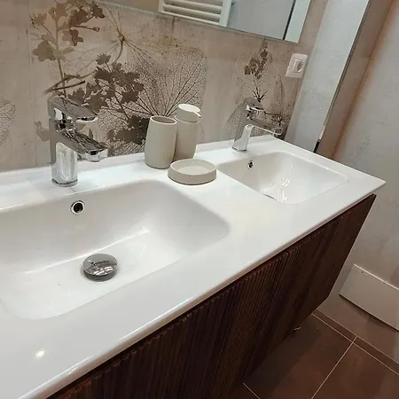 La Casa Di Elda - 2 - Metro B